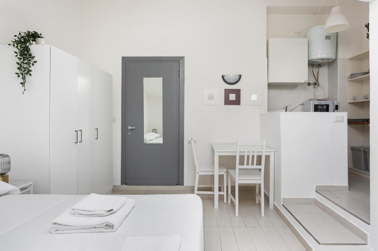 Апартаменти Studio Apt - Duomo 6 Мілан Екстер'єр фото